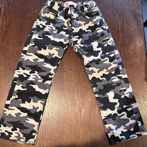 Levi’s Camouflage Jeans